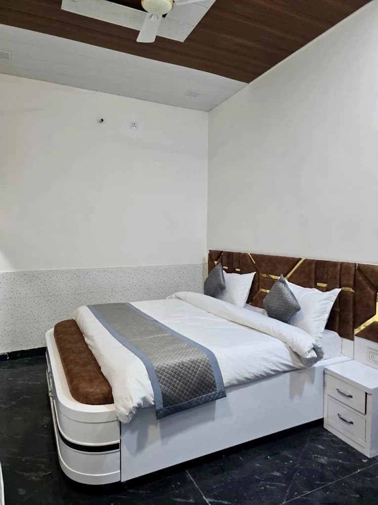 Executive AC Room